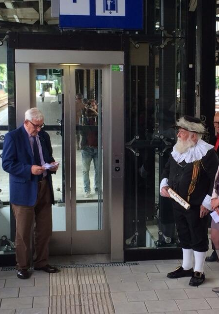 De liften op station Naarden-Bussum